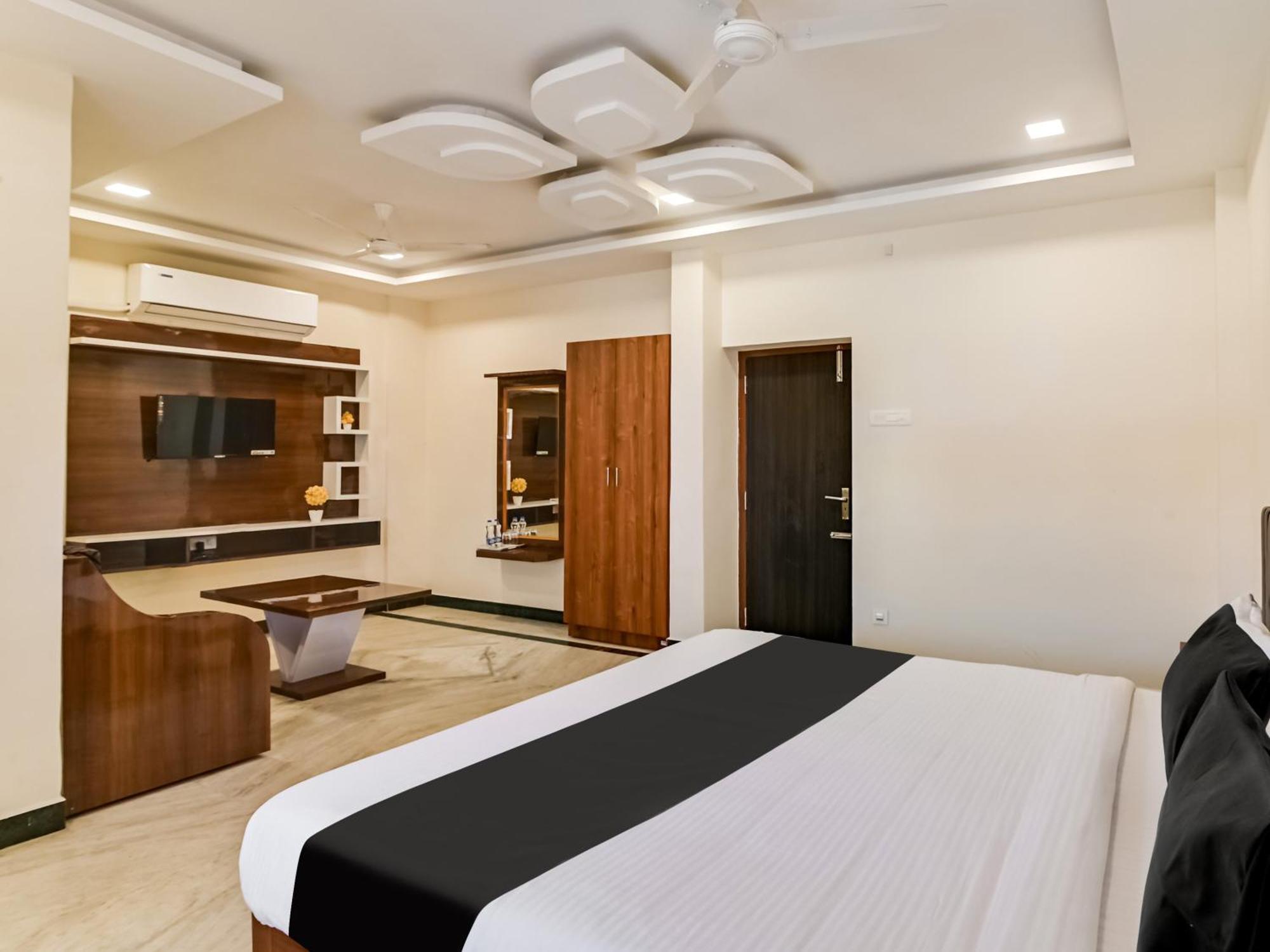 Hotel O Rj Royal Inn Веллуру Экстерьер фото